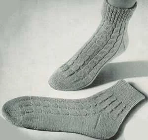 Girls’ Anklets-Cable Socks Pattern #313