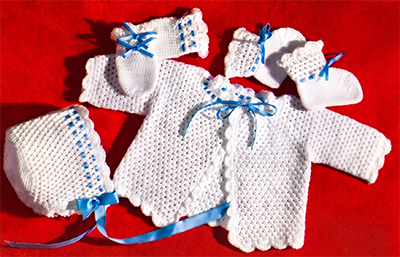 Crocheted Beauty Set Pattern #3002