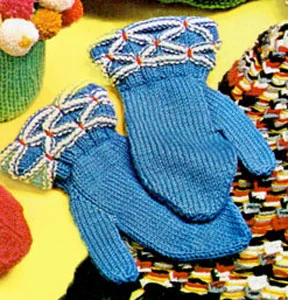 Smocked Border Mittens Pattern