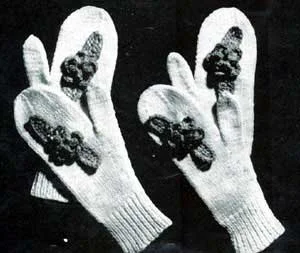 Girls and Ladies Mittens Pattern #105